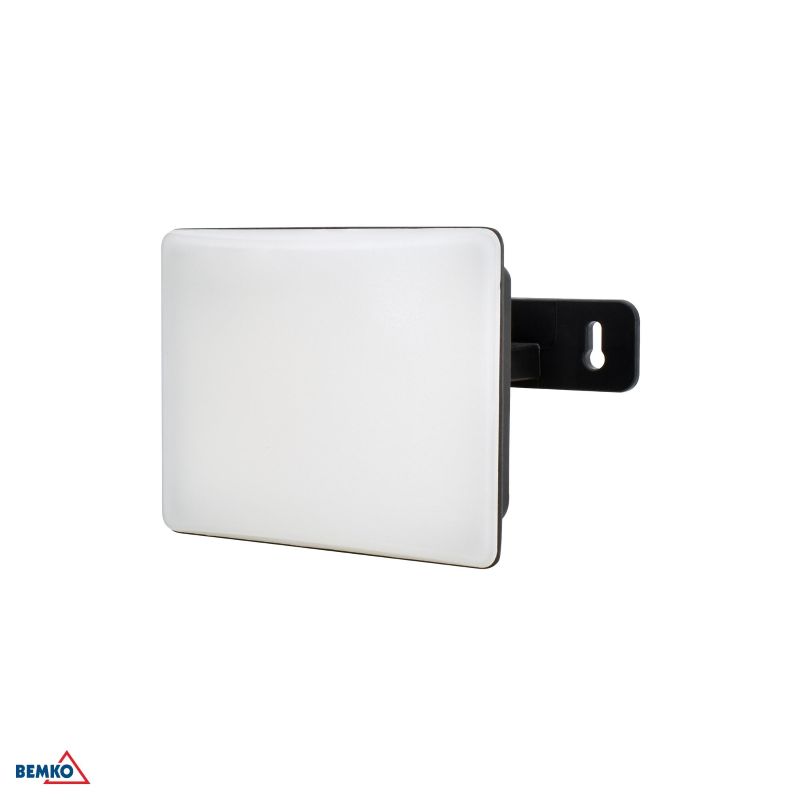 C65-LFX-010BL-4K BEMKO REFLEKTOR LED 10W 4000K 900lm LFX IP65 CRNI