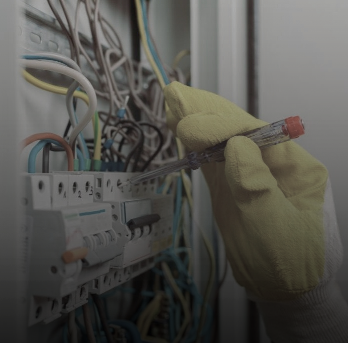 Električni materijal za profesionalce